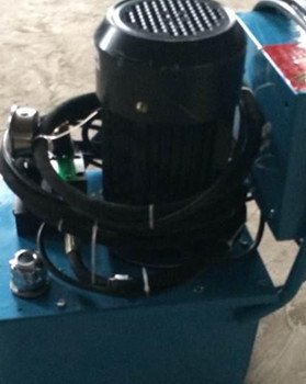 鉚接機(jī)脫模困難怎么辦？鉚接點容易撕裂怎么辦？